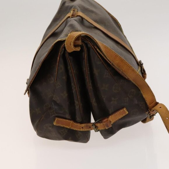 LOUIS VUITTON Monogram Saumur 35 Shoulder Bag - Picture 14 of 16